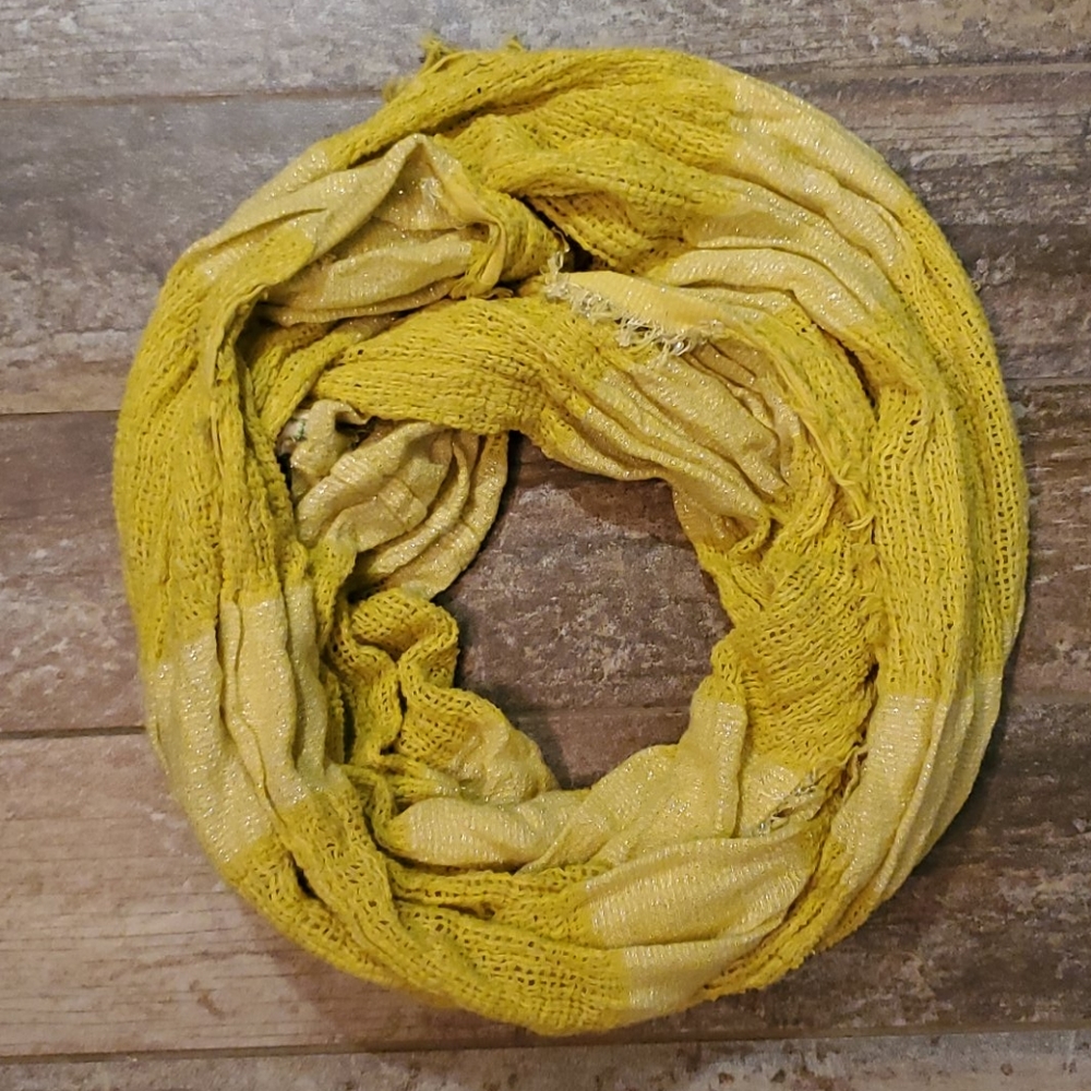 Infinity scarf